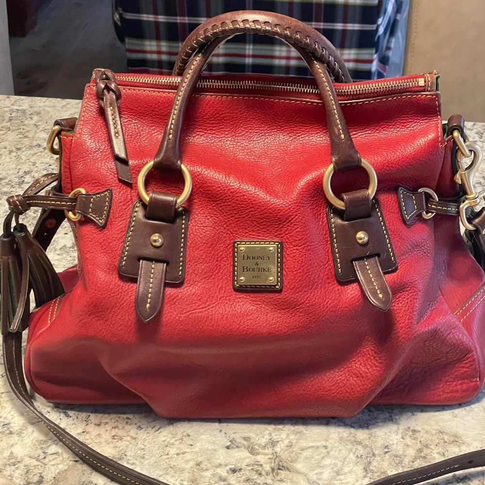 Dooney & Bourke